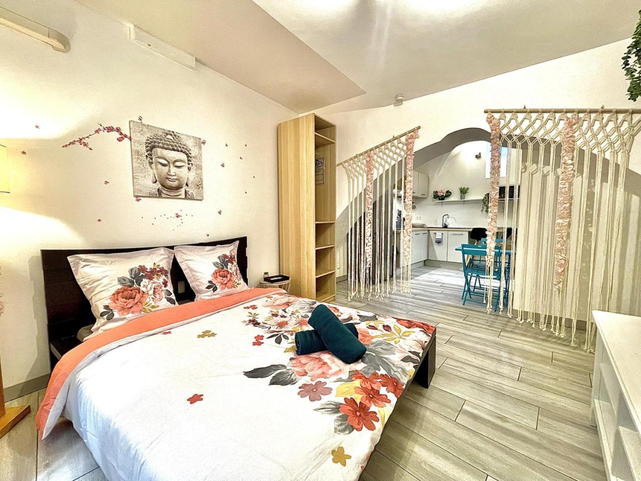*le Lotus*fiber Wifi*hyper Center* Appartement